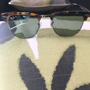 Ray-Ban Clubmaster Polarized Green/Tortoise Frame